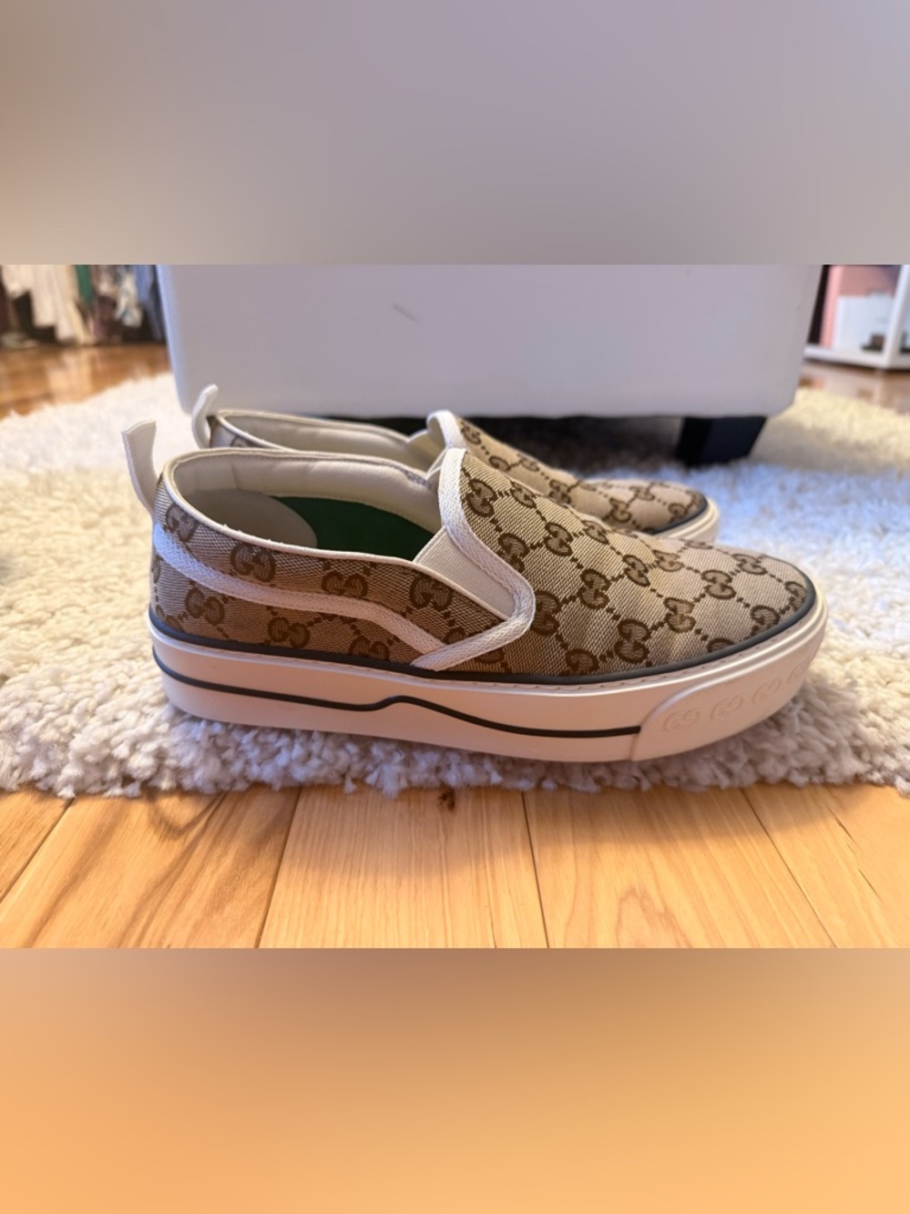 Gucci Sneakers - Picture 5 of 8